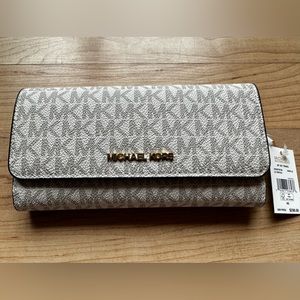 Authentic Michael Kors  Large Trifold Wallet